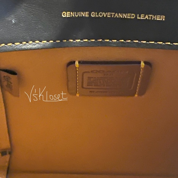 ❤️SOLD❤️Pre-Loved Coach 1941 Troupe Tote 16 (Mini) - Picture 8 of 12